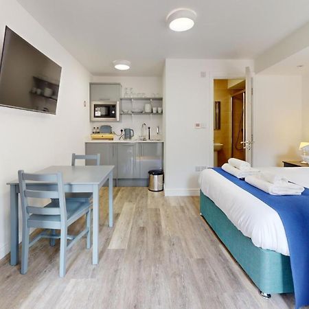 Bicester Court Екстериор снимка
